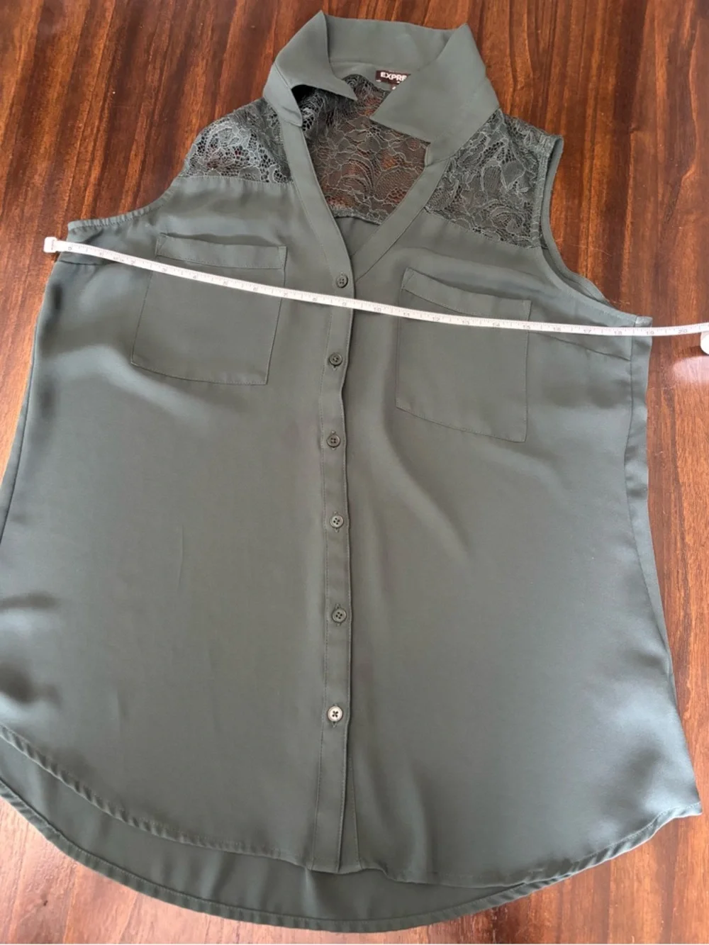 Express Sleeveless Lace Yoke Blouse Dark Green Button Front Size M - Picture 4 of 8